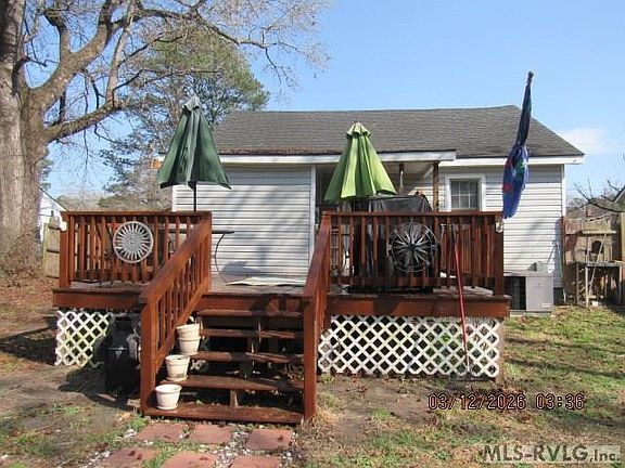 4th image of 307 Boyette St
