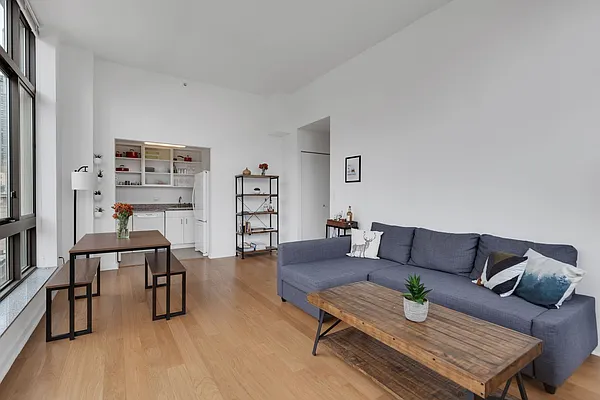 Rented by Cooper & Cooper Real Estate | media 76