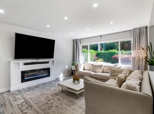 2317 Como Lake Ave, Coquitlam, BC V3J 3R7