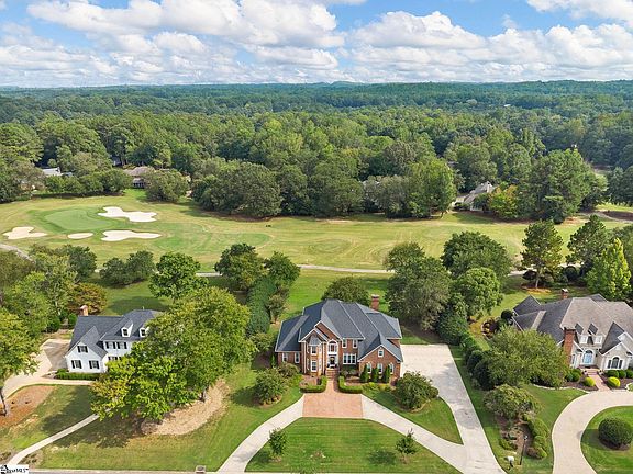 2nd image of 107 Muirfield Dr