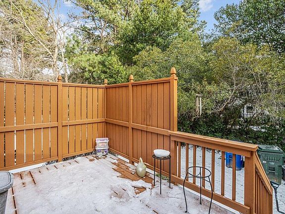 4th image of 126 Skylark Way