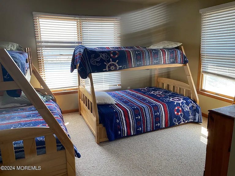 29 Julia Dr — Photo 8