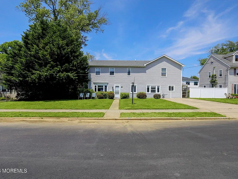 265 Norgrove Ave — Photo 3