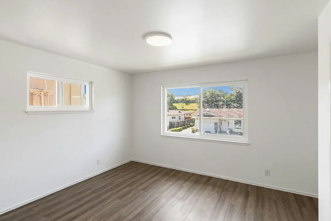 1726 Sequoia Avenue, Unit 2 — Photo 3