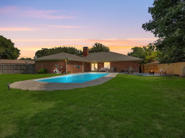 4421 Cartagena Dr, Fort Worth, TX 76133