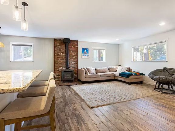 5th image of 10990 Palisades Dr