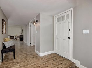 11836 S Eagleman Dr, Phoenix, AZ 85044