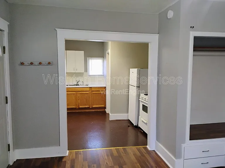 615 N Avery St #1 — Photo 3