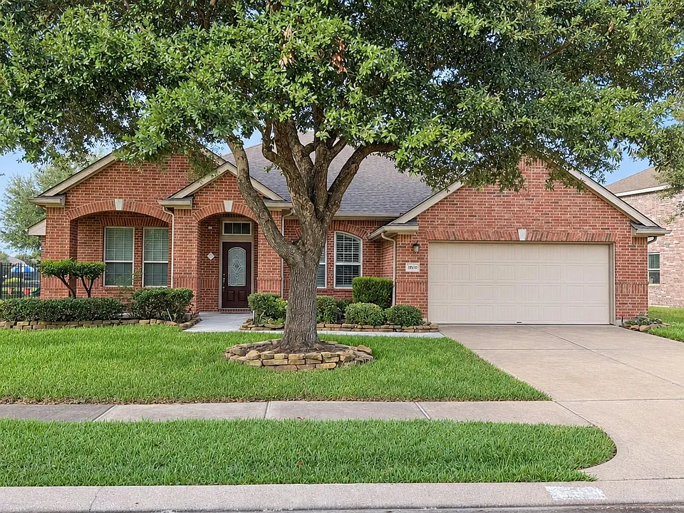 19510 Stanton Lake Dr