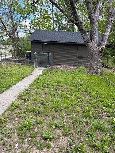 1601 Oakley Ave Photo 1