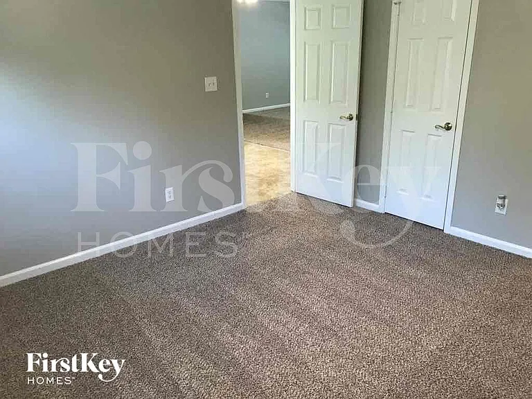 3225 Burkston Rd — Photo 9
