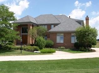1312 Poppy Hills Dr, Blacklick, OH 43004