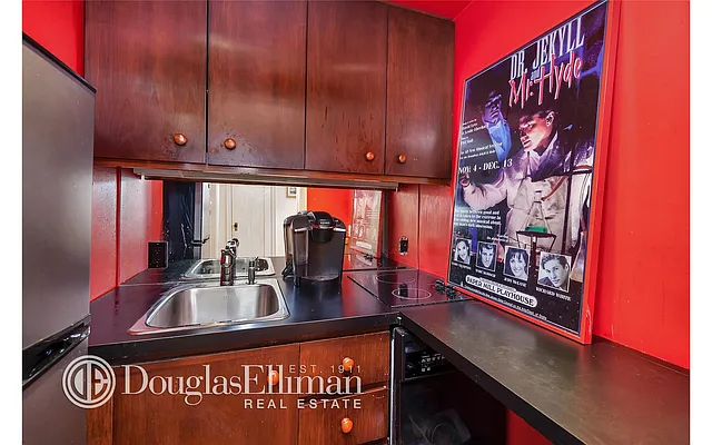 Sold by Douglas Elliman | media 2