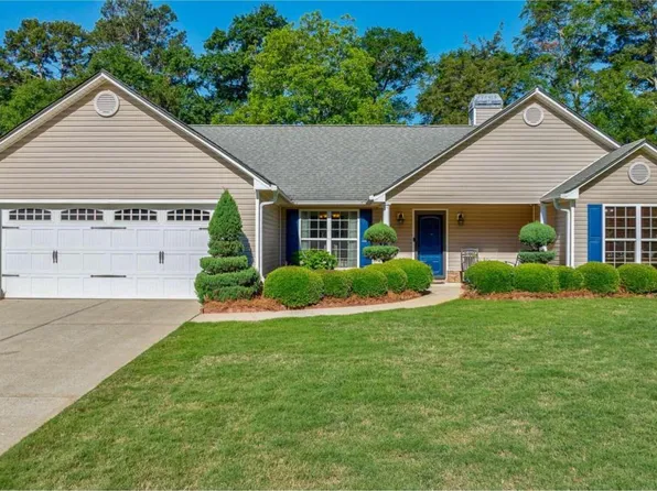 303 Tallassee Ln, Statham, GA 30666