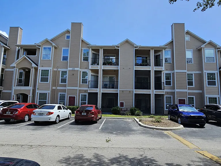 2025 Erving Cir #4207 — Photo 80