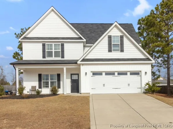 50 N Dakota Ct, Spring Lake, NC 28390