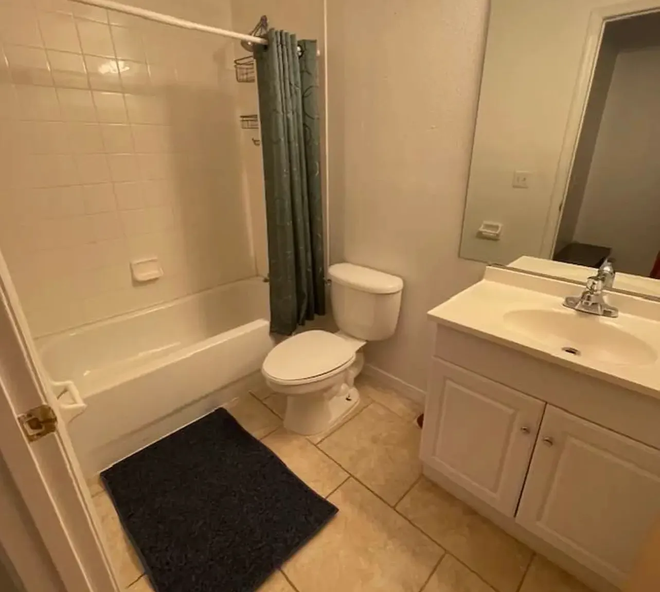 Studio, 350 sqft, $700 — Photo 2