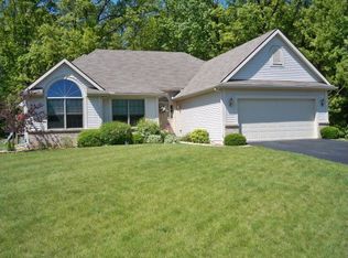 2508 Wood Ridge Dr, Adrian, MI 49221