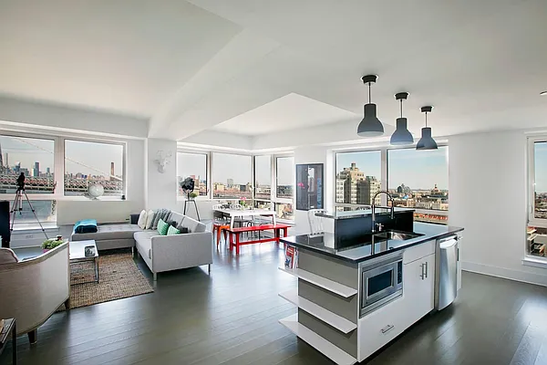 Rented by Keller Williams NYC | media 7