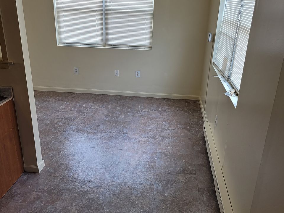 Den/Living Area