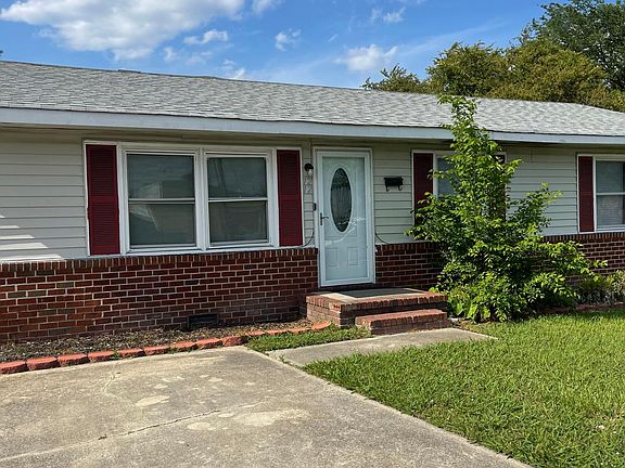 2nd image of 1212 Lindsay Ave