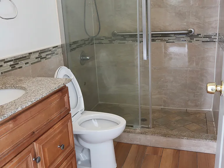 2226 E Poppy St — Photo 21