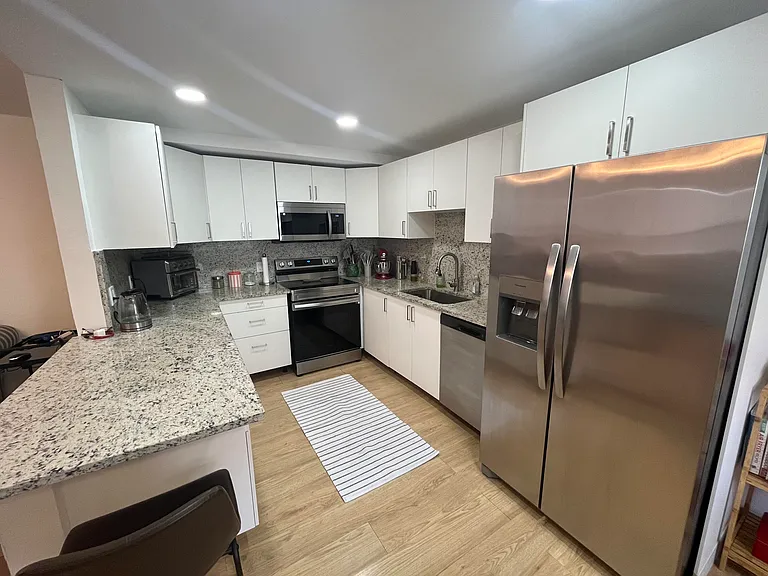 23 Saxony Cir #A — Photo 12