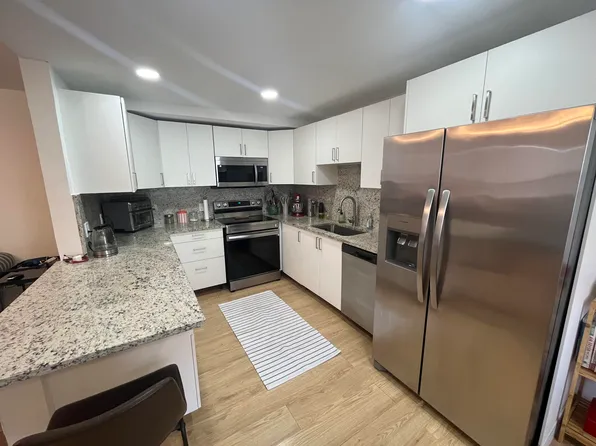 23 Saxony Cir, Delray Beach, FL