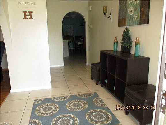 3rd image of 317 SE 23rd St