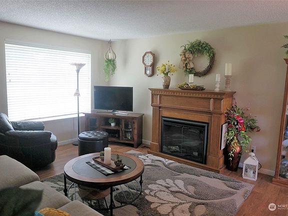2nd image of 3209 W Logan Avenue