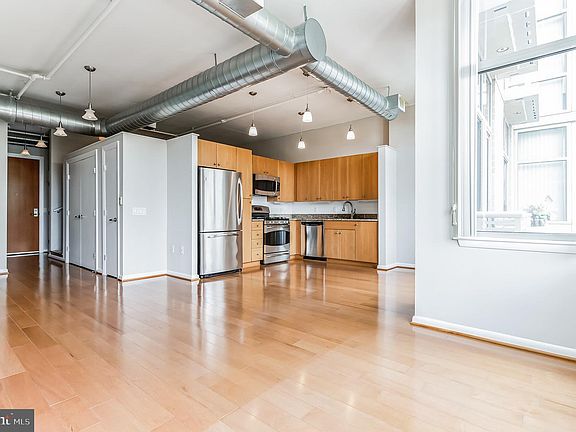 2nd image of 811 4th St NW Unit 416
