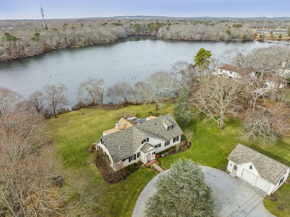 1st image of 9 Lilypond Ln