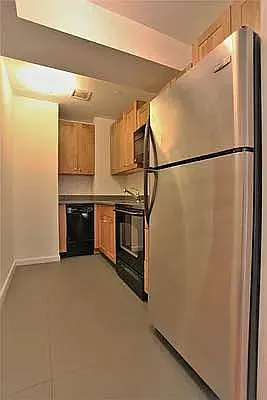 Rented by Metropolitan Property Group | media 33