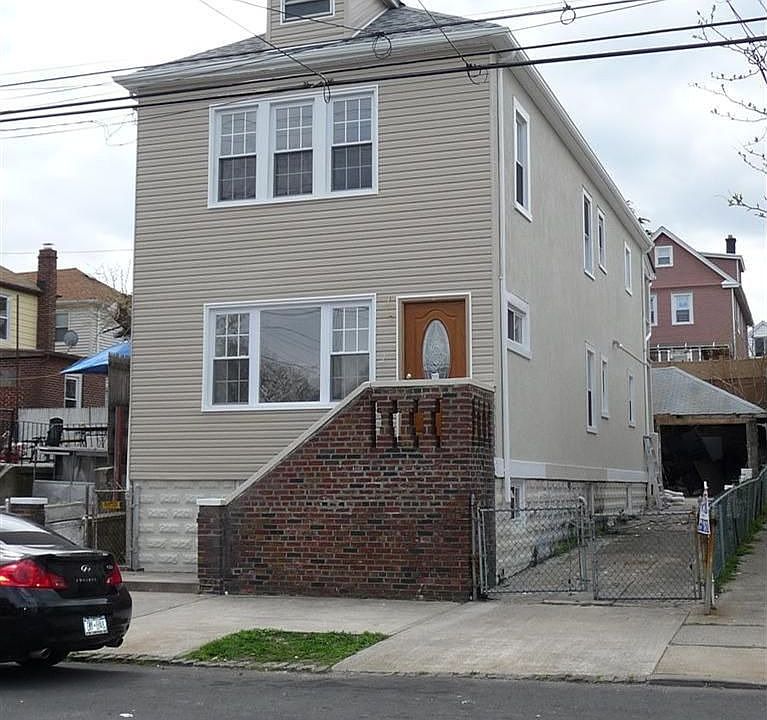 1st image of 611 Logan Ave