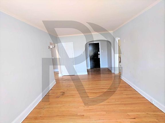 4th image of 2100 W Ainslie St #2112S1