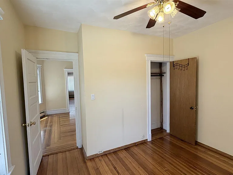 122 Willis Ave #2 — Photo 11