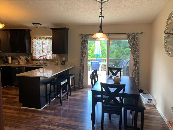 Dining Room/Kitchen Open floor plan