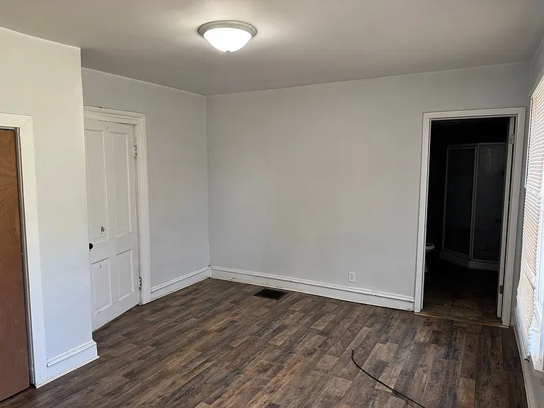 1709 Francis St — Photo 5