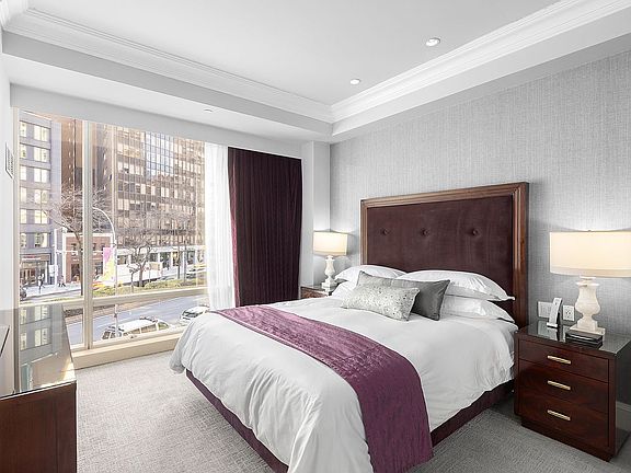5th image of 1 Central Park N #W316