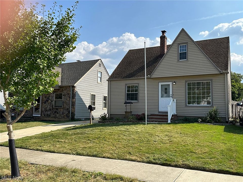 1st image of 7417 Glencoe Ave