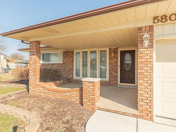 4th image of 5806 Wedgewood Rd