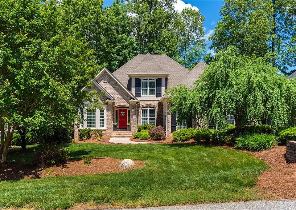 1st image of 2438 N Beech Ln