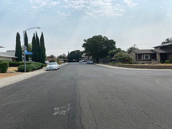 4th image of 10033 Bexley Dr