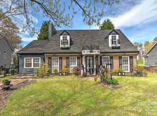 6109 Sunstone Dr, Charlotte, NC 28269