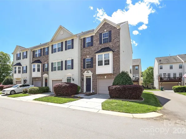 7742 Jackson Pond Dr, Charlotte, NC 28273