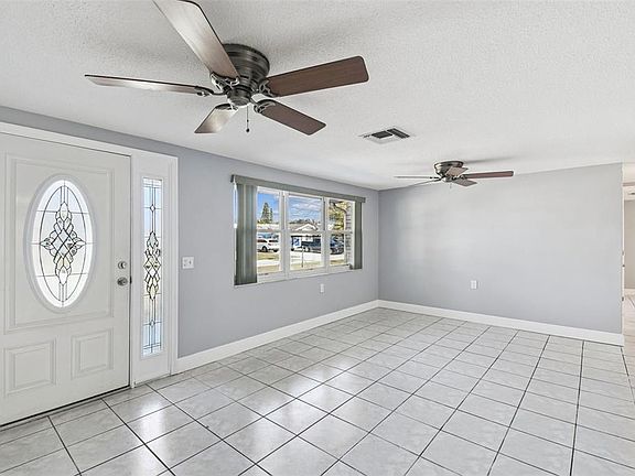 4th image of 5410 Quist Dr