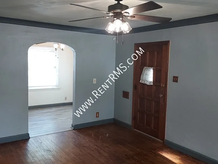3101 SW Dorr St — Photo 5