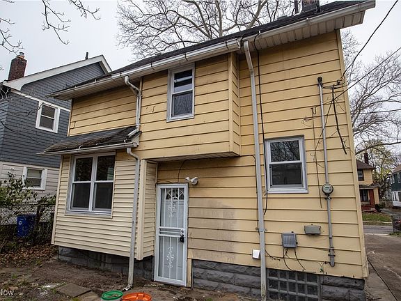 5th image of 11705 Thornwood Ave