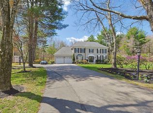8 Weyman Ln, Sharon, MA 02067