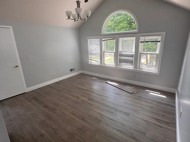 4205 Hipp St #2 — Photo 5